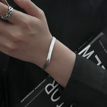 Enchanting Stainless Steel Blade Chain Bracelet