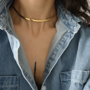Women’s Snake Bone Chain Choker Necklace
