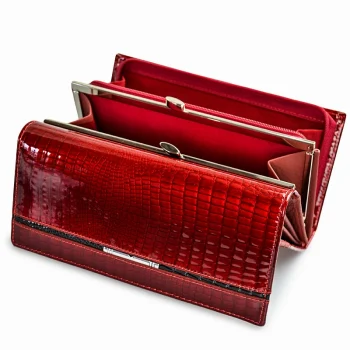 Elegant genuine leather long wallet for women with hasp closure and alligator pattern