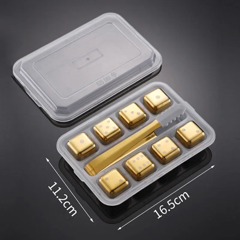 Dice 8pc Gold Clip