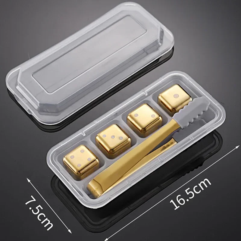 Dice 4pc Gold Clip